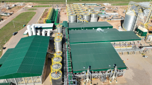 Overhead photo of tank agitator installation at South America Ethanol Plant